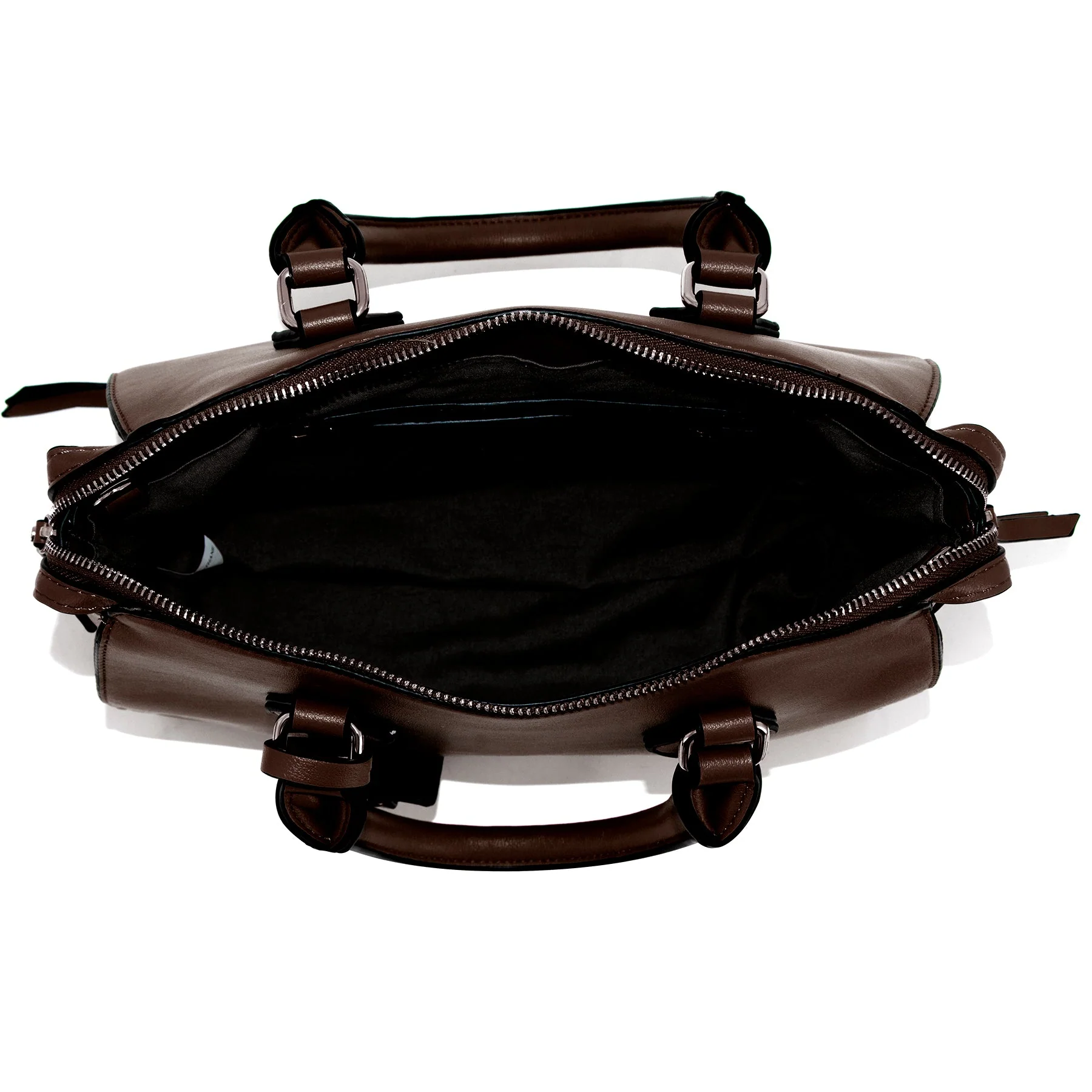 Bella - Image 17