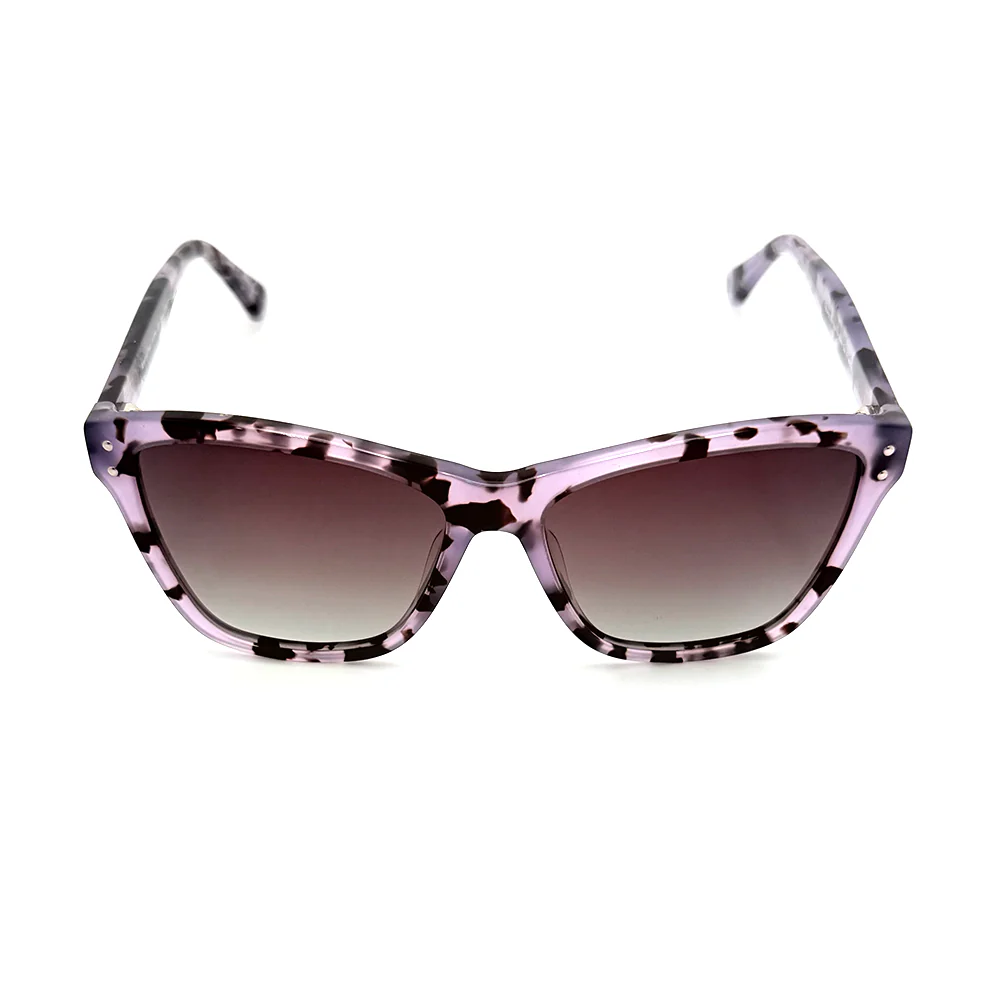 Carly - Image 5