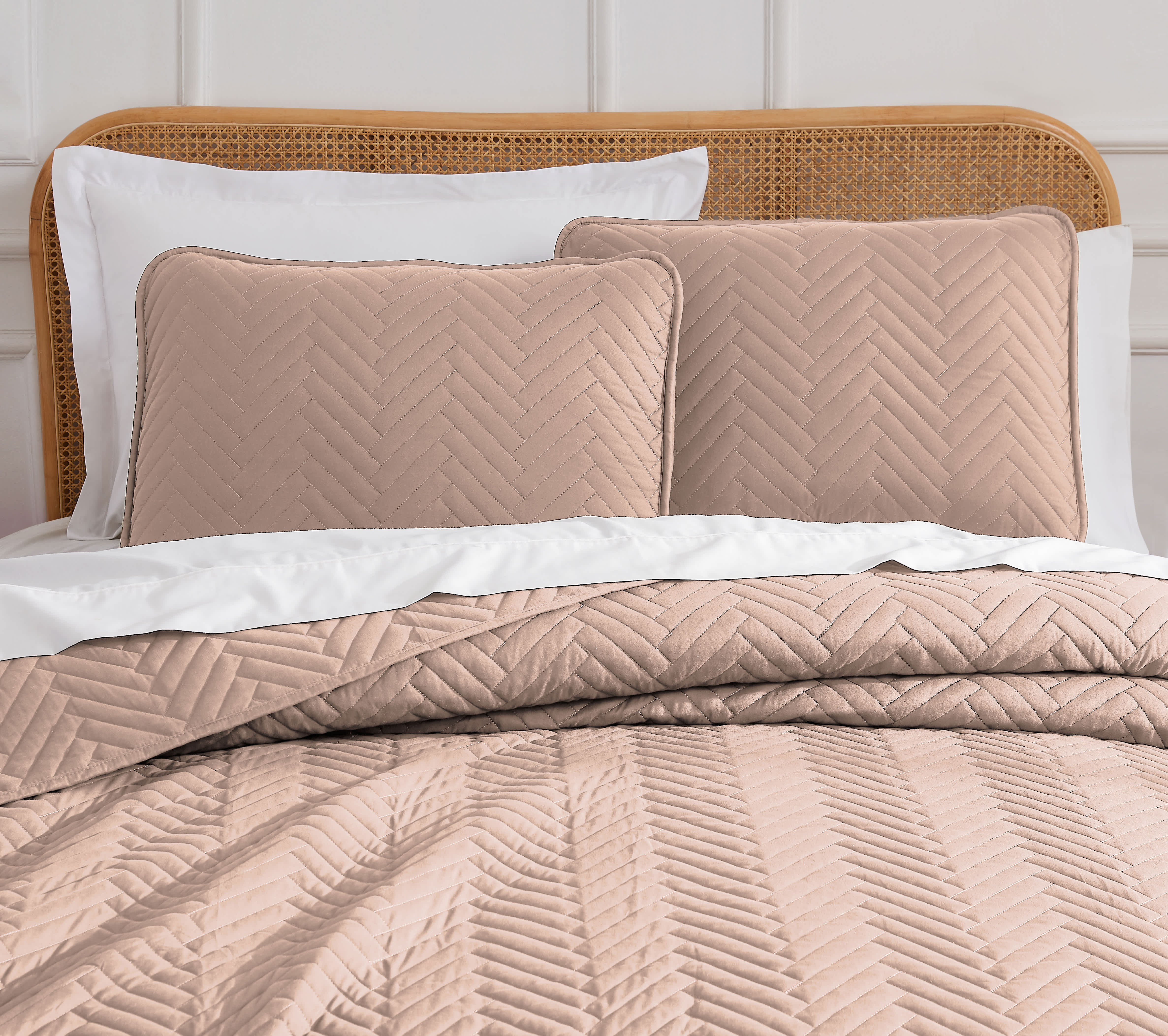 Southshore Fine Linens Chevron Oversized Quilt Set - Image 14