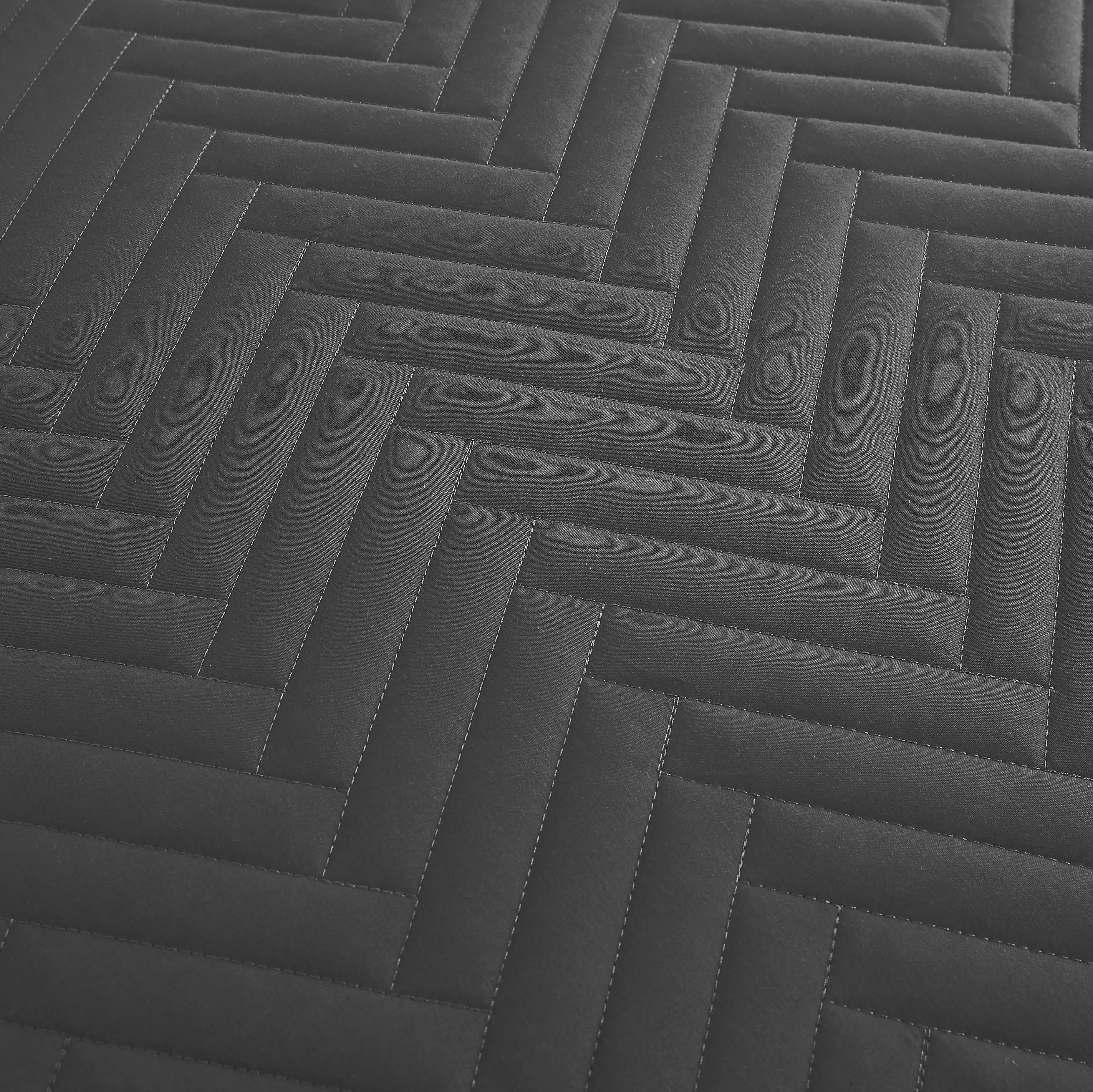 Southshore Fine Linens Chevron Oversized Quilt Set - Image 17