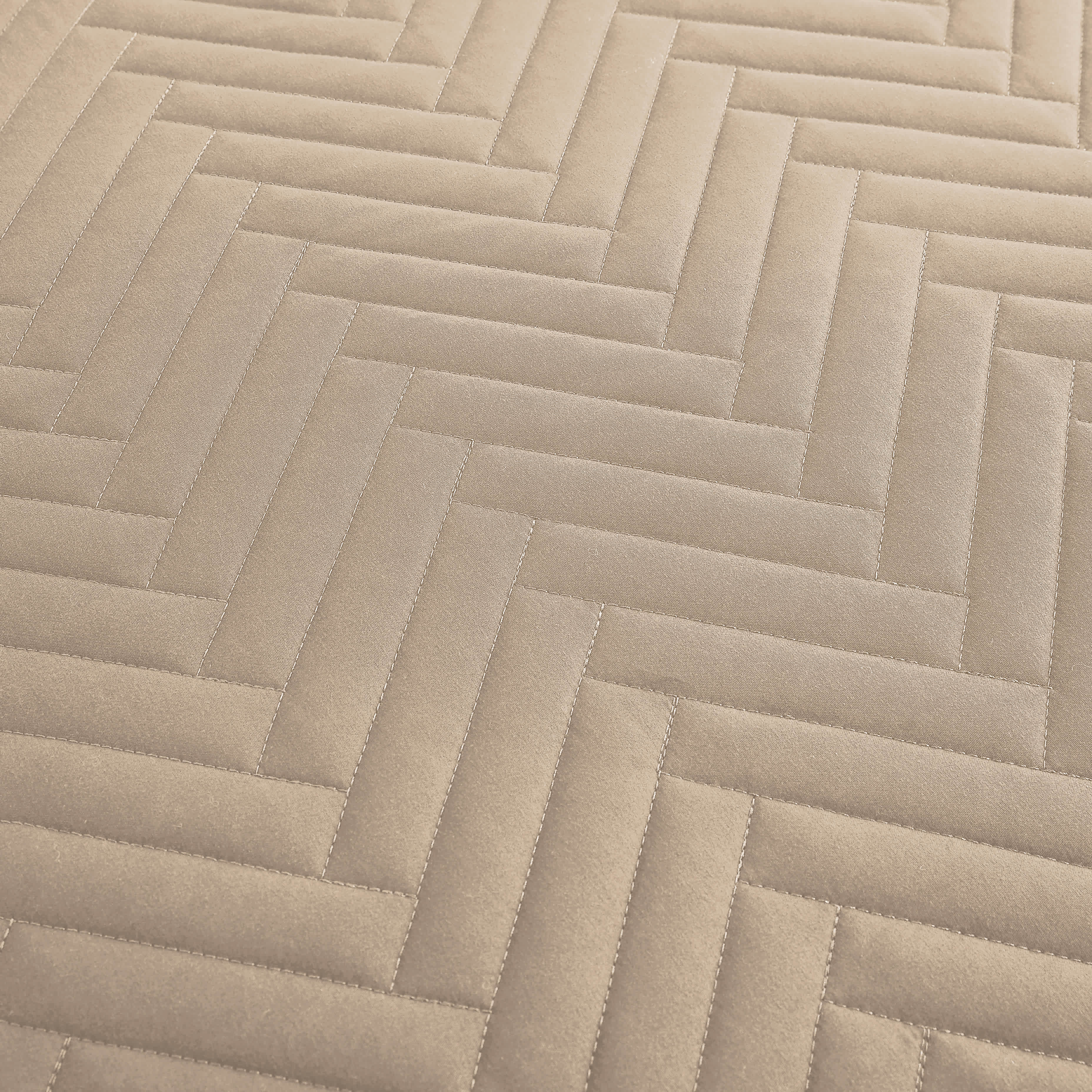 Southshore Fine Linens Chevron Oversized Quilt Set - Image 23