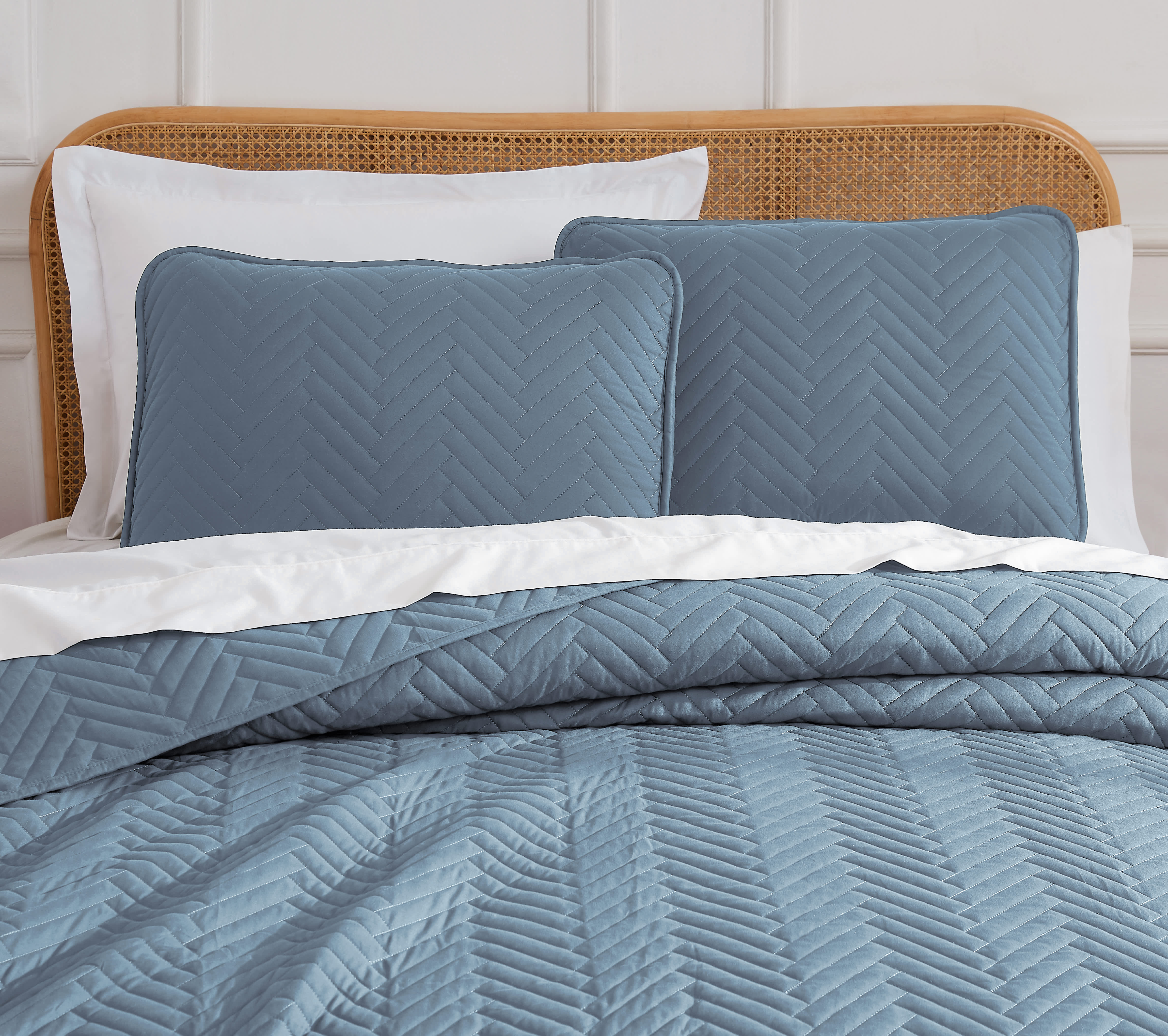 Southshore Fine Linens Chevron Oversized Quilt Set - Image 9