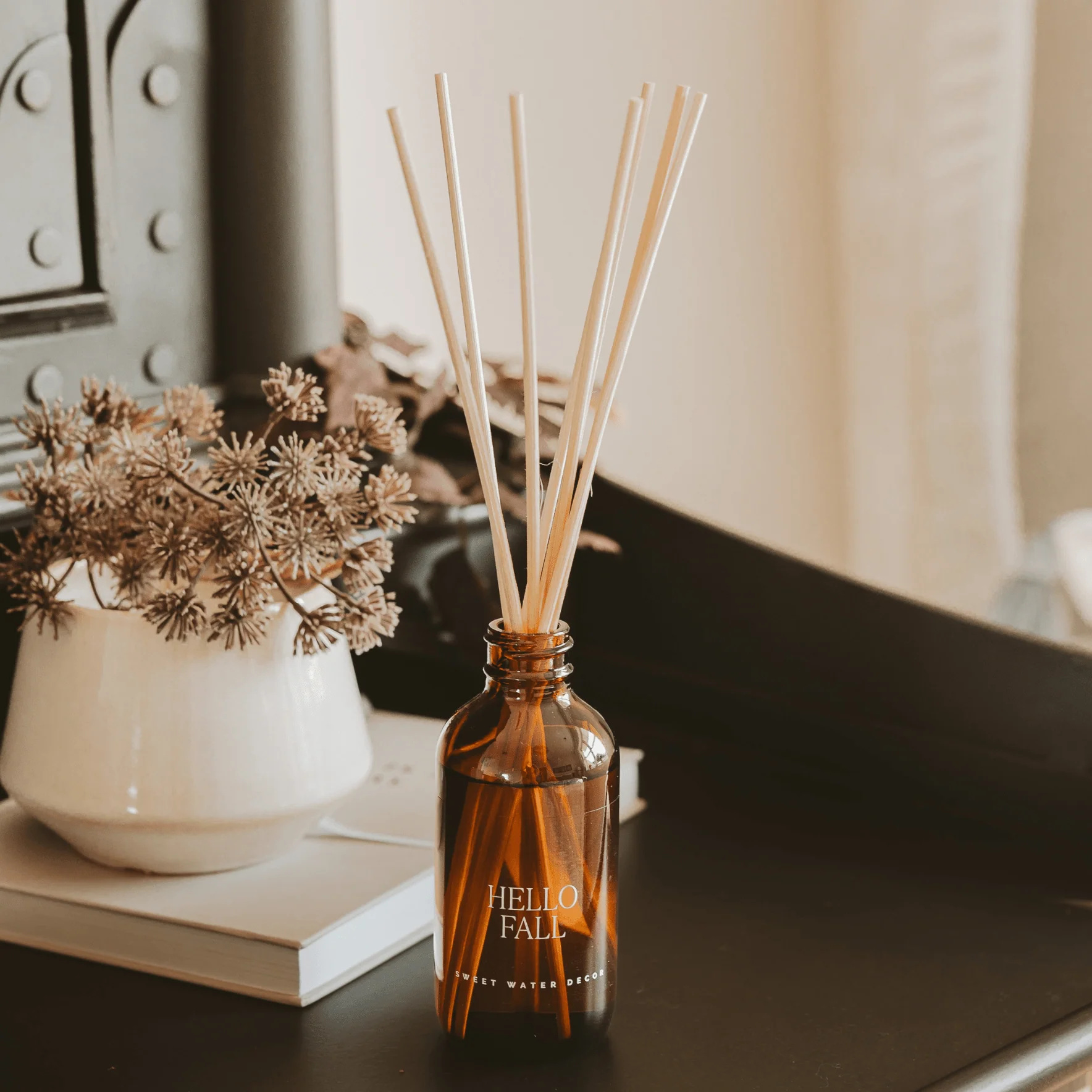 Hello Fall Amber Reed Diffuser - Image 3