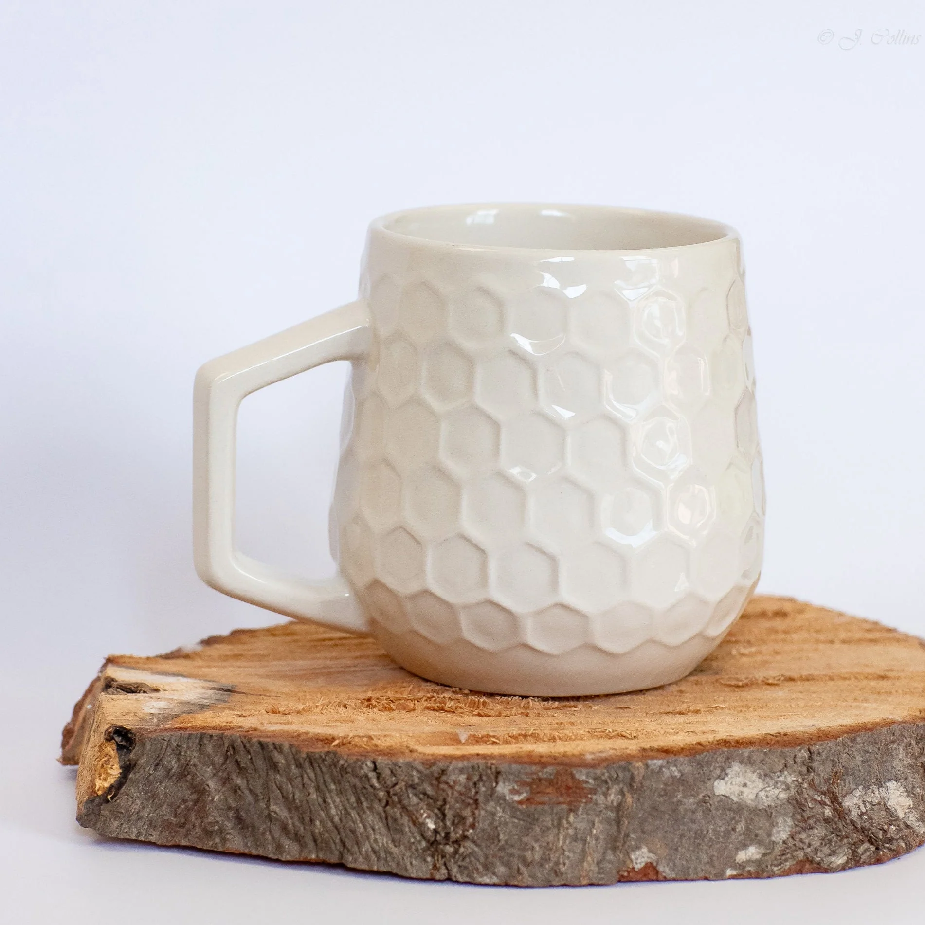 Honeycomb 12oz Mug - Image 3