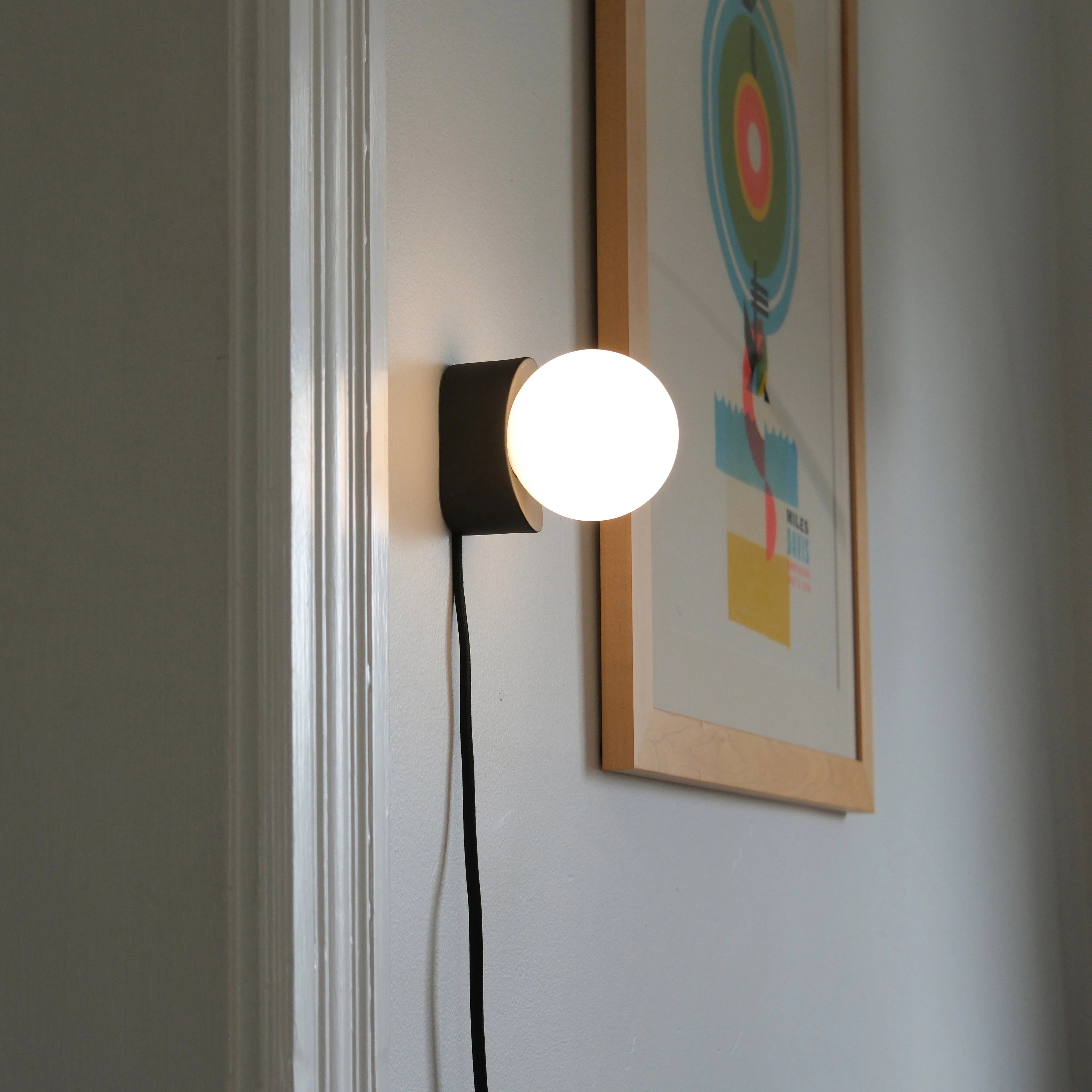 Iota Sconce - Image 5
