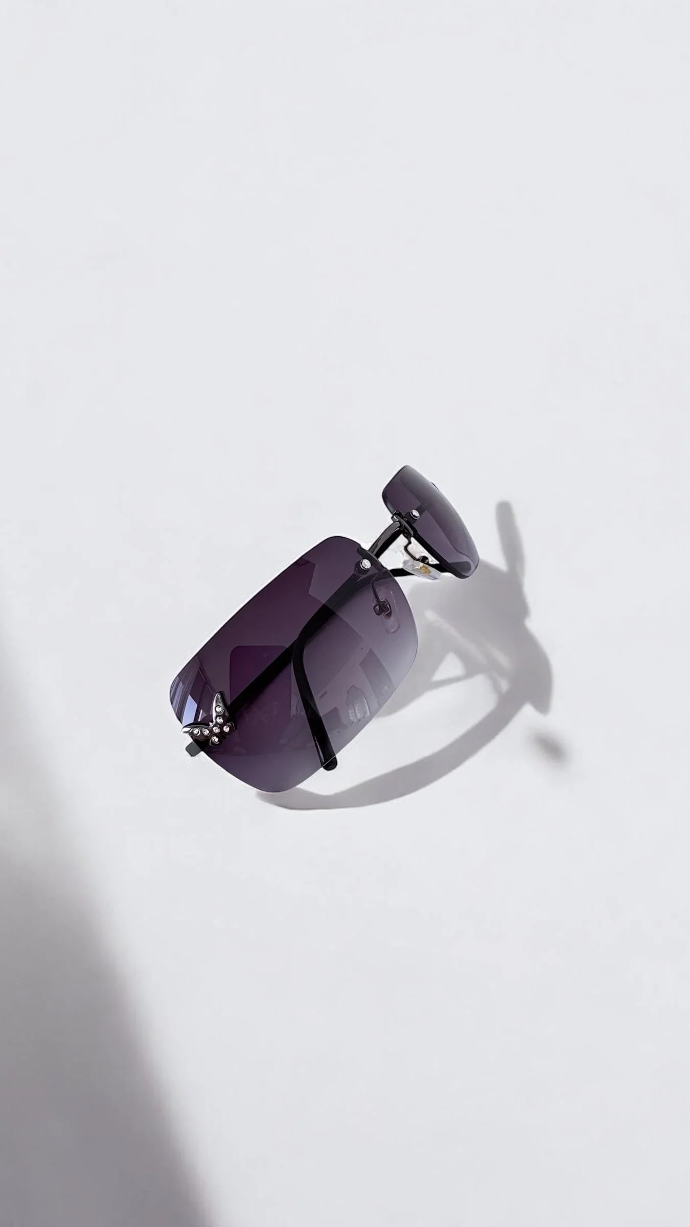 Papillon Purple Sunglasses - Image 12