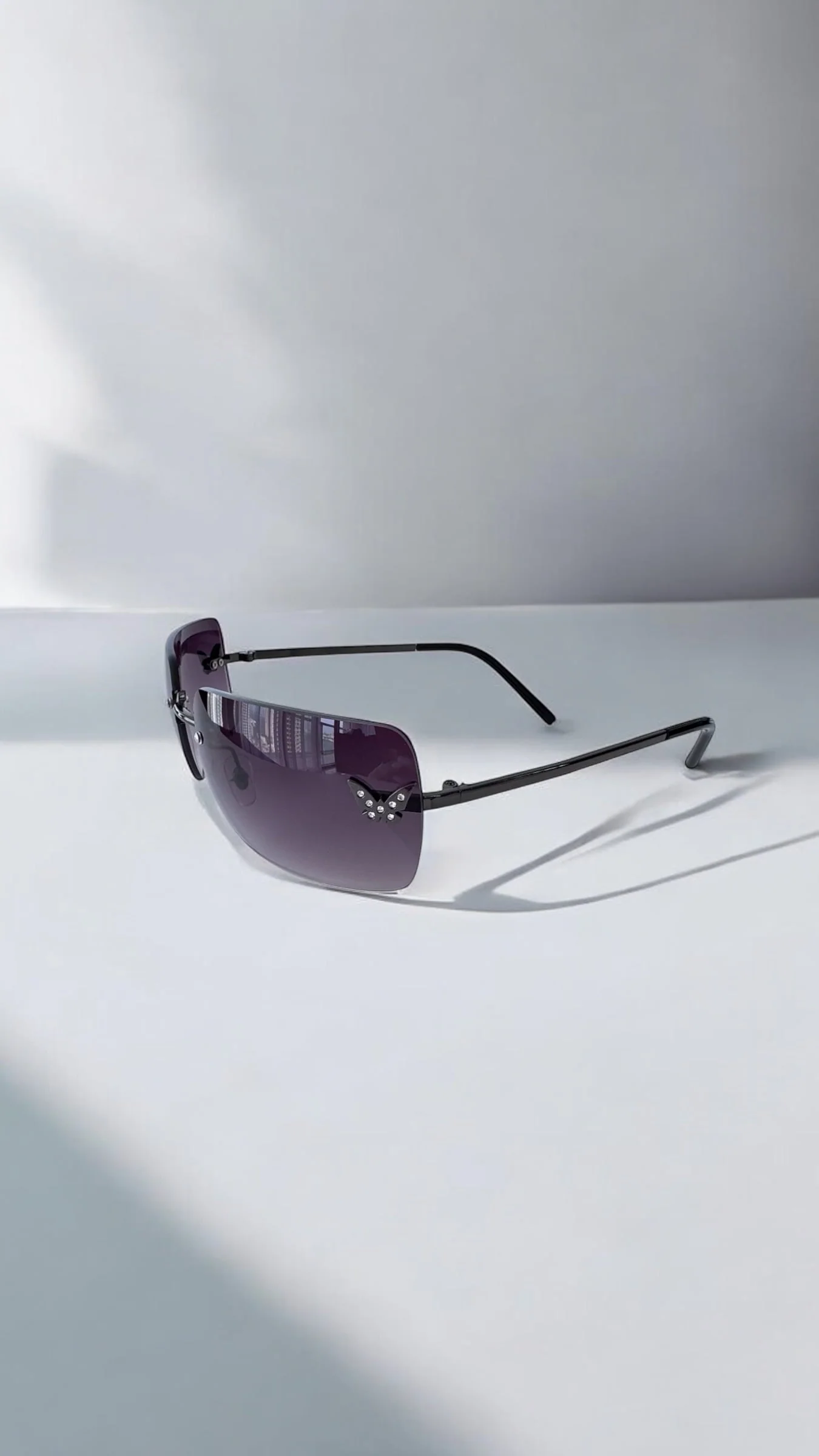 Papillon Purple Sunglasses - Image 13
