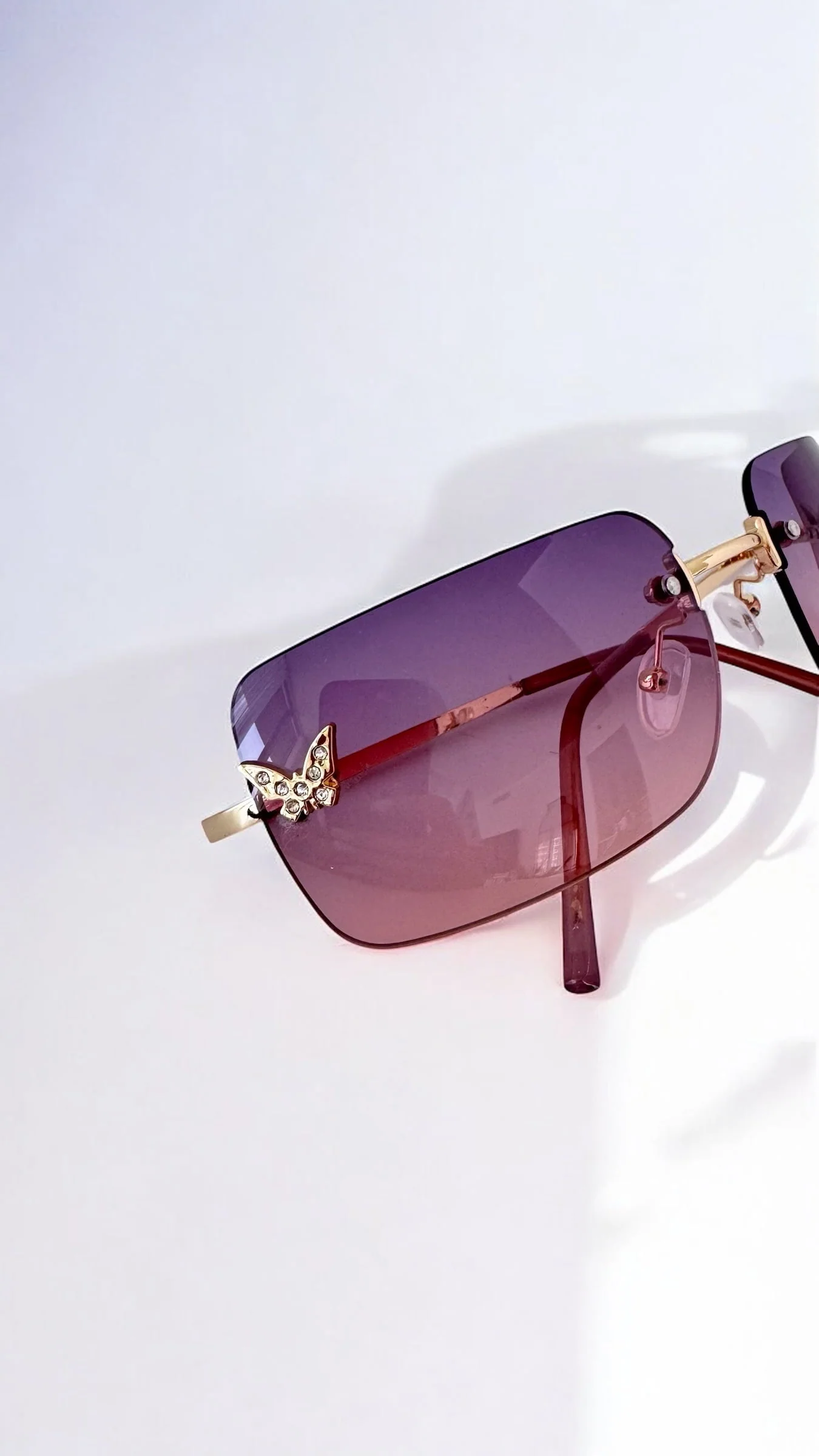 Papillon Purple Sunglasses - Image 3